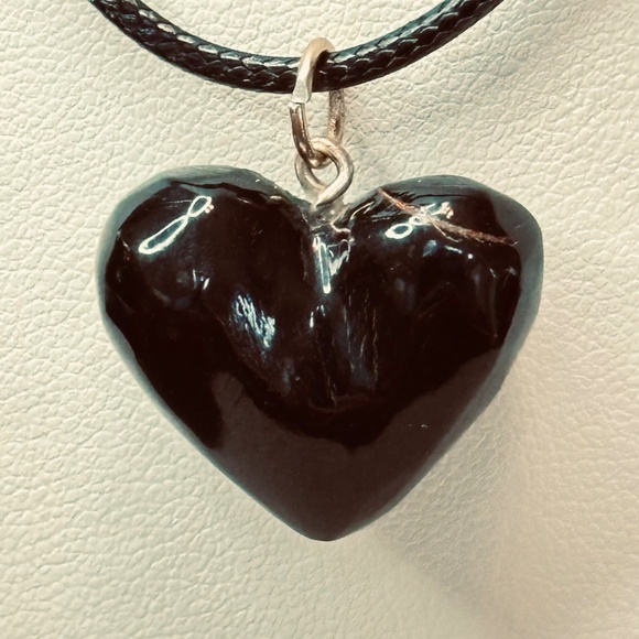 2/$20 Black Heart Pendant w/Gold Tone Bail Small in Size Small Scratch - Picture 2 of 13